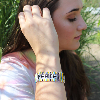 Peace Beaded Friendship Bracelet - Recetas Fair Trade