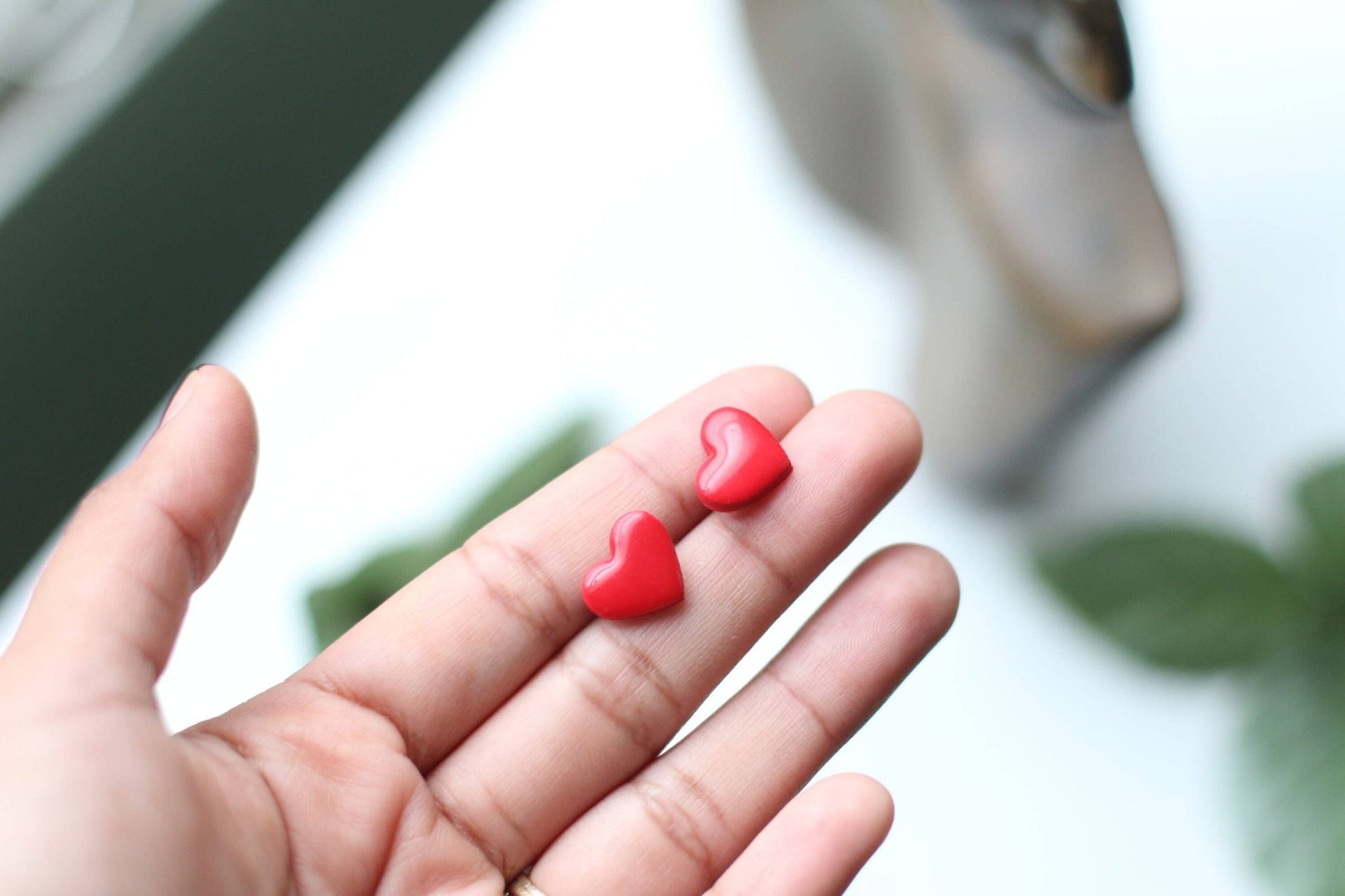 Red Heart Stud Earrings, Valentine's Day Earrings - Recetas Fair Trade