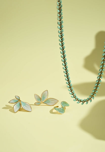 Ribbon of Light Ring in Mint - Recetas Fair Trade