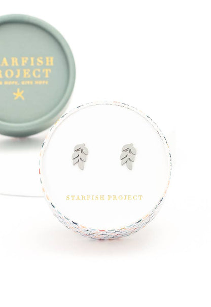 Rowen Leaf Stud Earrings - Recetas Fair Trade
