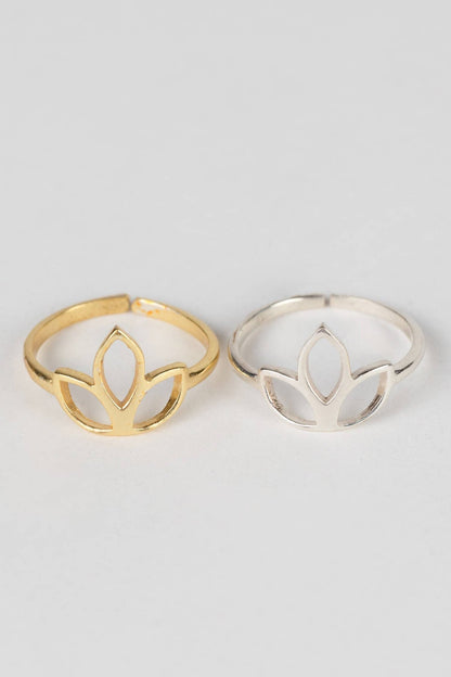 * Silvery Lotus Ring - Recetas Fair Trade