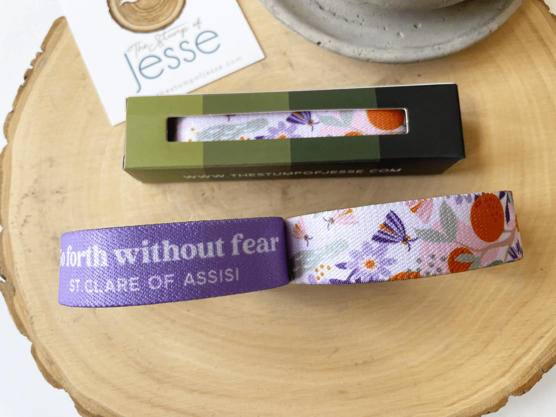 St. Clare of Assisi Reversible Bracelet - Recetas Fair Trade