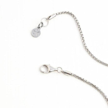 The Classic Cross Necklace in Sterling Silver - Recetas Fair Trade